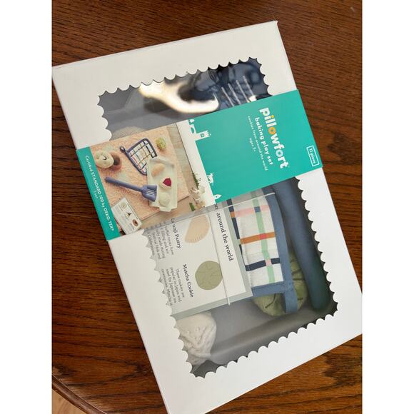NEW Pillowfort Baking Play Set- 11 pieces in set - Picture 1 of 6